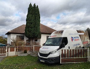 Zateplení stropu rodinného domu pomocí foukané izolace